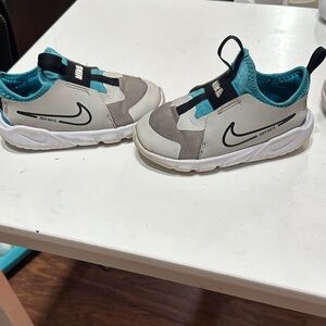 Nike Kids Sneakers - Gray and Teal